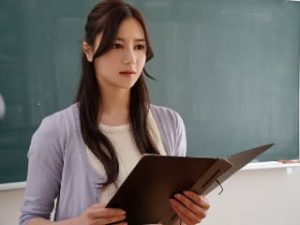Cô giáo xinh đẹp phải lòng học sinh của mình – Miu Shiromine